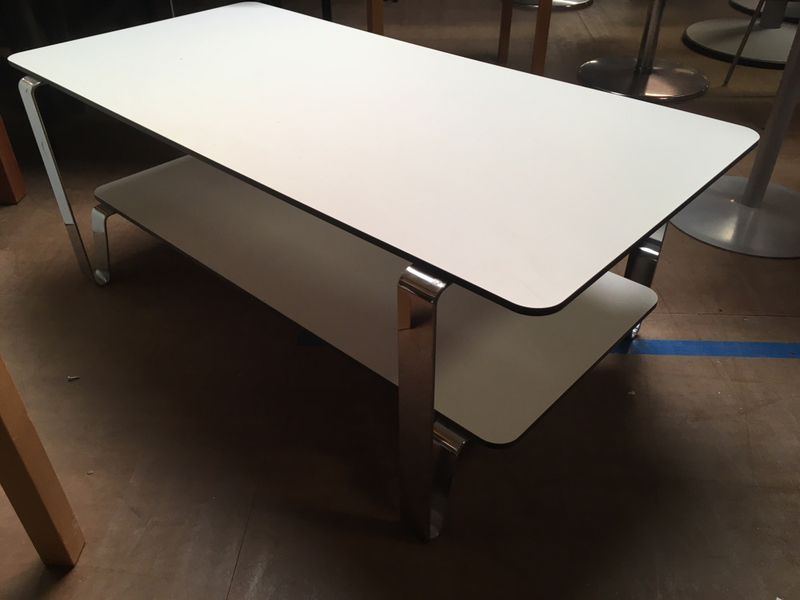 Soffbord Materia Cosmo vit/krom 133x70 cm - begagnad - Bild 2