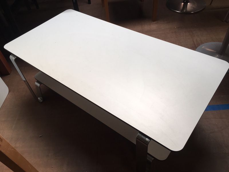 Soffbord Materia Cosmo vit/krom 133x70 cm - begagnad - Bild 3