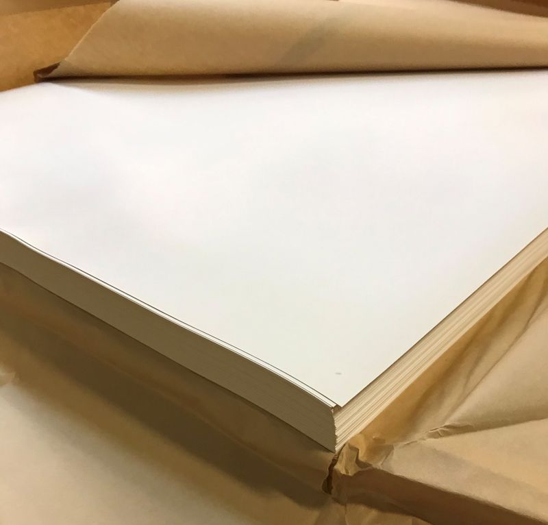 Textkartong 70x100 cm vit