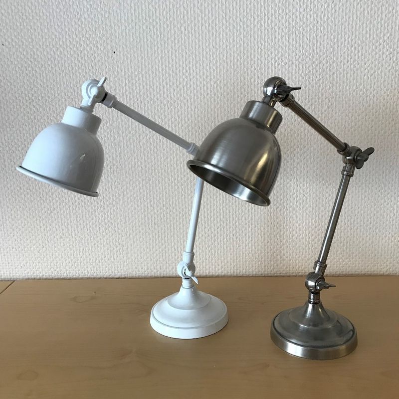 Skrivbordslampa attrapp - begagnad