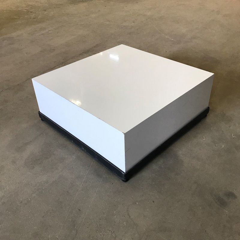 Skyltpodie 60x60 cm vitt - begagnat